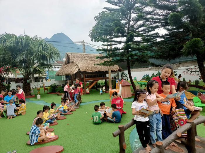 Hình ảnh Trường Mầm Non Tiên Kỳ - Không gian học tập hiện đại với những góc vui chơi sáng tạo, nơi mỗi ngày đến trường là một ngày vui.