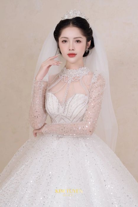 Không gian thử váy sang trọng tại Kim Tuyến Bridal