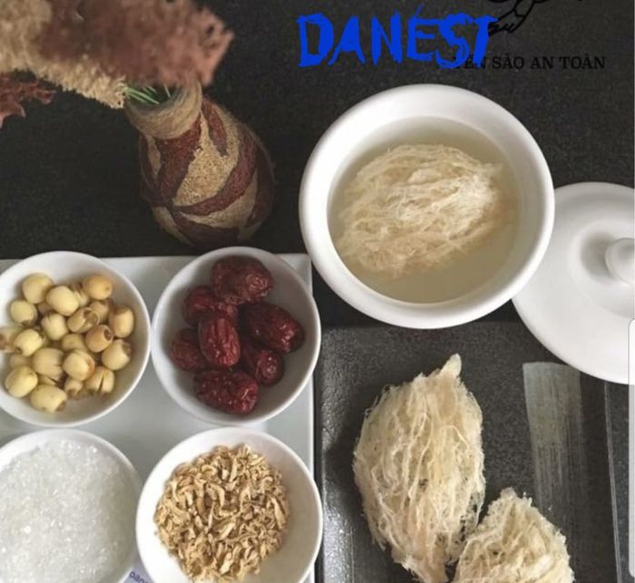 Hình ảnh đặc trưng tại Yến Chưng DaNest