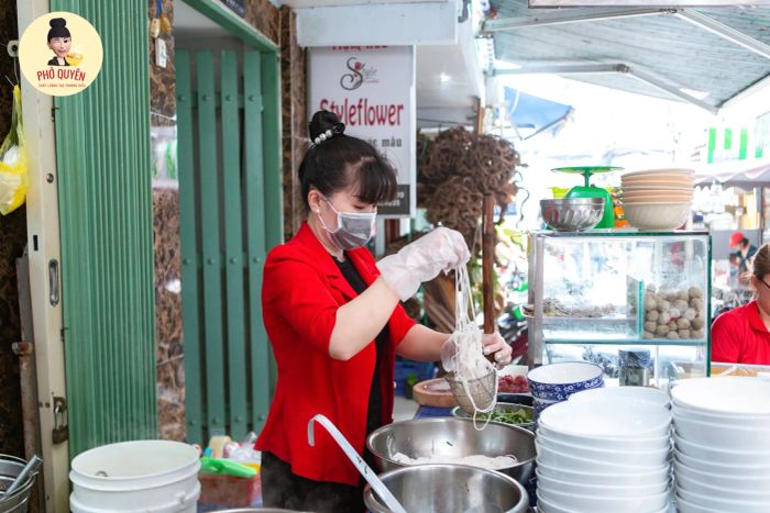Phở Quyên - Hồ Thị Kỷ (Ảnh 1)