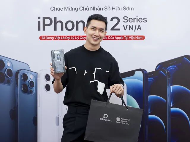 Hình ảnh trải nghiệm mua sắm tại Di Động Việt