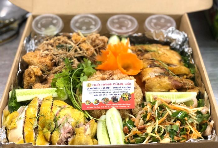 Lẩu riêu cua béo ngậy đặc trưng