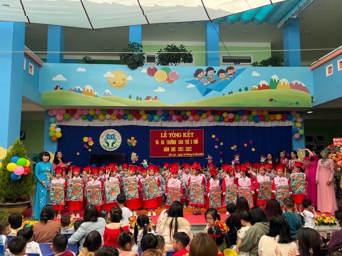 Góc học tập đầy màu sắc và tiếng cười tại Trường Mầm Non 12