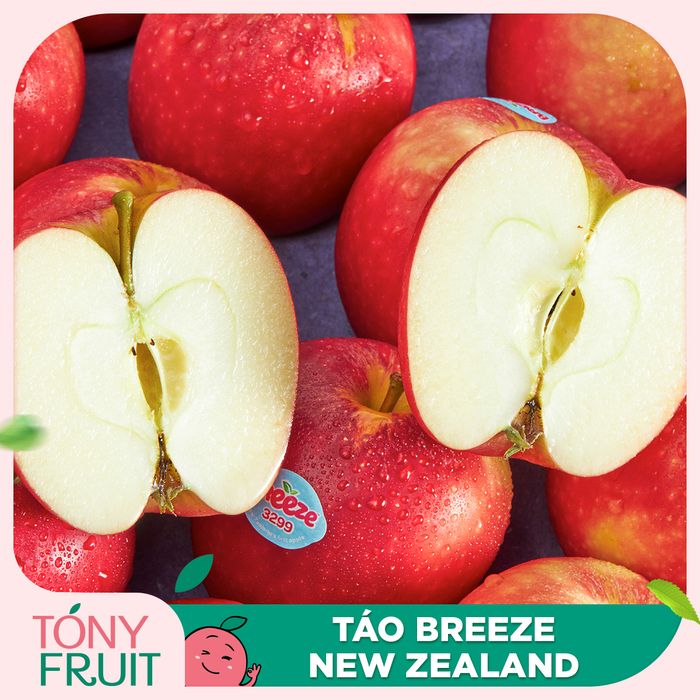 Không gian sang trọng và sản phẩm tại Tony Fruit