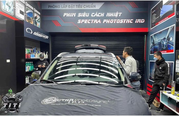 TiTi Auto - Hình ảnh trung tâm chăm sóc xe chuyên nghiệp