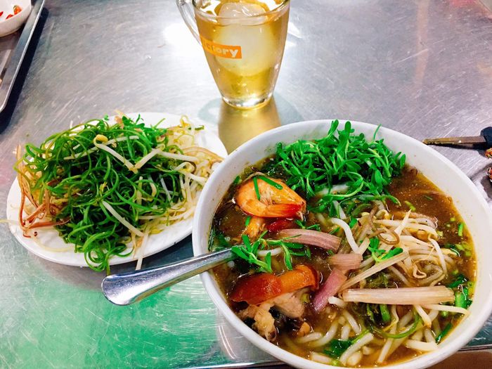 Không gian ấm cúng của Tiệm Phát Lợi