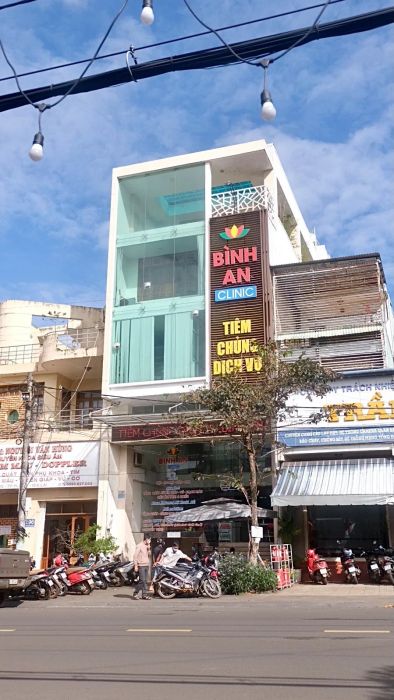 Hình ảnh phòng khám hiện đại và tiện nghi tại Bình An Clinic