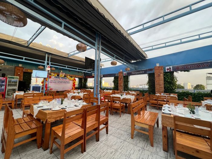Không gian tầng thượng tại AGA Steak House - Hình ảnh 2