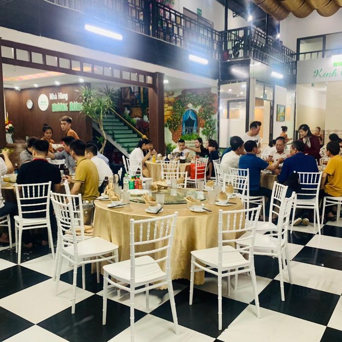 Nhà Hàng Hương Rừng ảnh 1