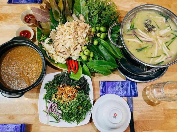 Lẩu thơm ngon tại quán (Ảnh 2)