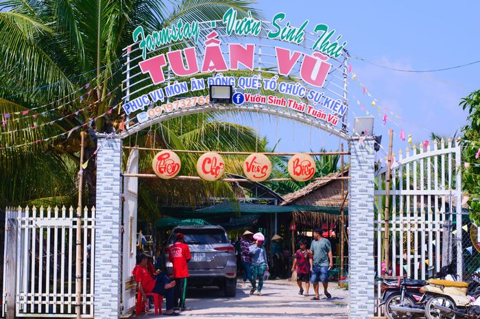 Không gian xanh mát tại Vườn Sinh Thái