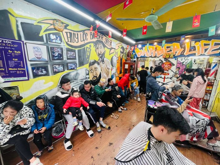 Huy Lộc Barber Shop - Không gian sang trọng chuẩn phong cách quý ông