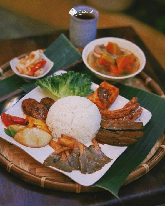 Tiệm chay Tía Tô hình ảnh 3