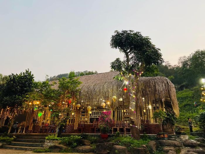 Nhà Hàng Huệ Tiến hình ảnh 2