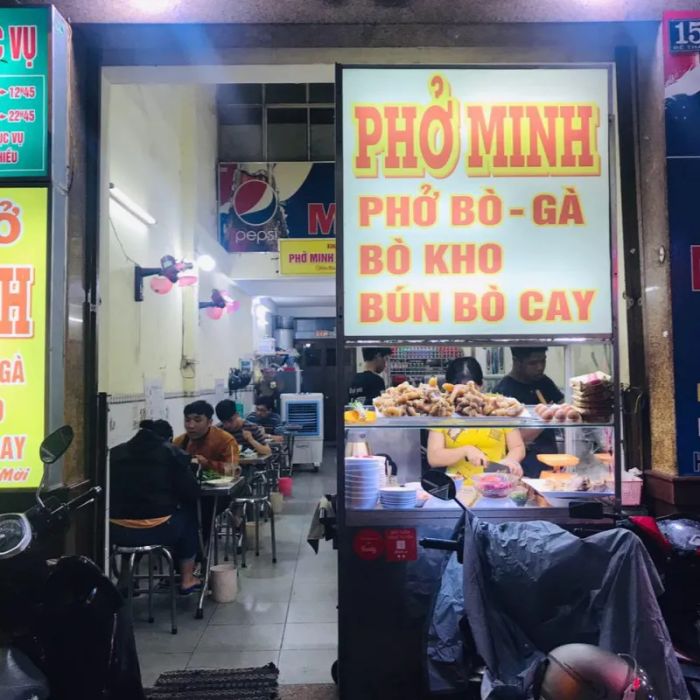 Quán Minh - Hương vị phố cổ giữa lòng sông nước