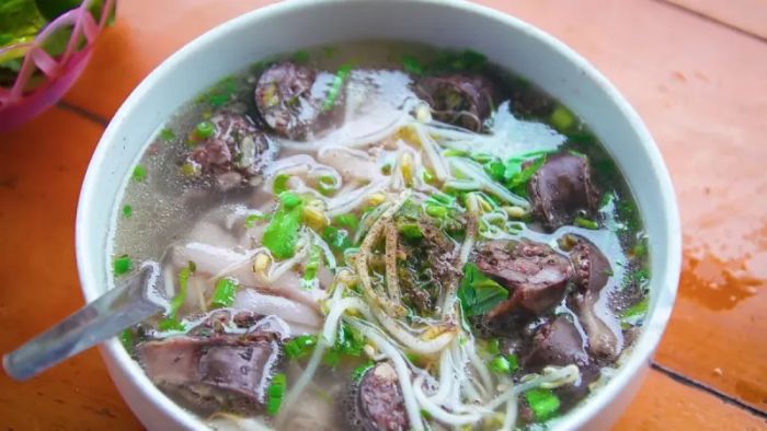 Phở Hương - Tinh hoa trong từng sợi phở
