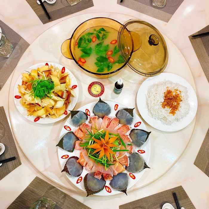 Món ăn tại nhà hàng hình ảnh 2