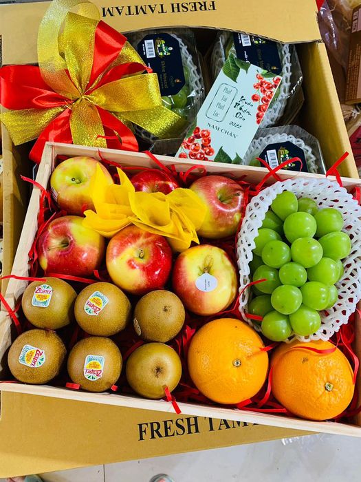 Không gian trưng bày sang trọng tại FRUIT BOX