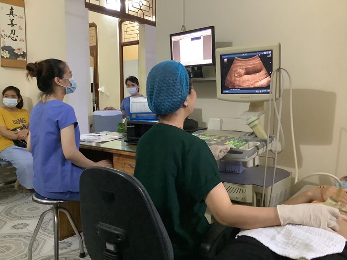 Hình ảnh không gian khám chữa bệnh hiện đại tại Phòng khám Sản phụ khoa BS Hương Liên