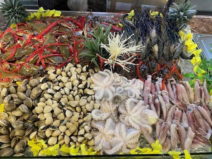 Hải sản tươi sống tại Nướng Tự Sướng 2
