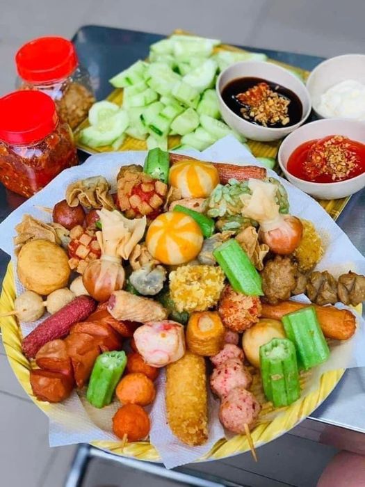 Hình ảnh mẹt ăn vặt đầy màu sắc