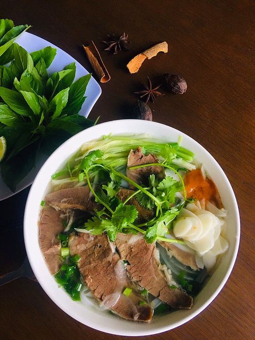 Phở Lý Quốc Sư - Góc ảnh thứ ba đầy nghệ thuật và chân thực