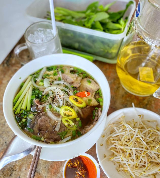 Phở Z586 - Nghệ thuật phở Việt đương đại