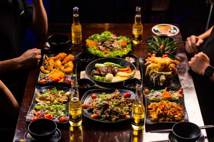 Góc nhìn toàn cảnh từ Up Beer Rooftop