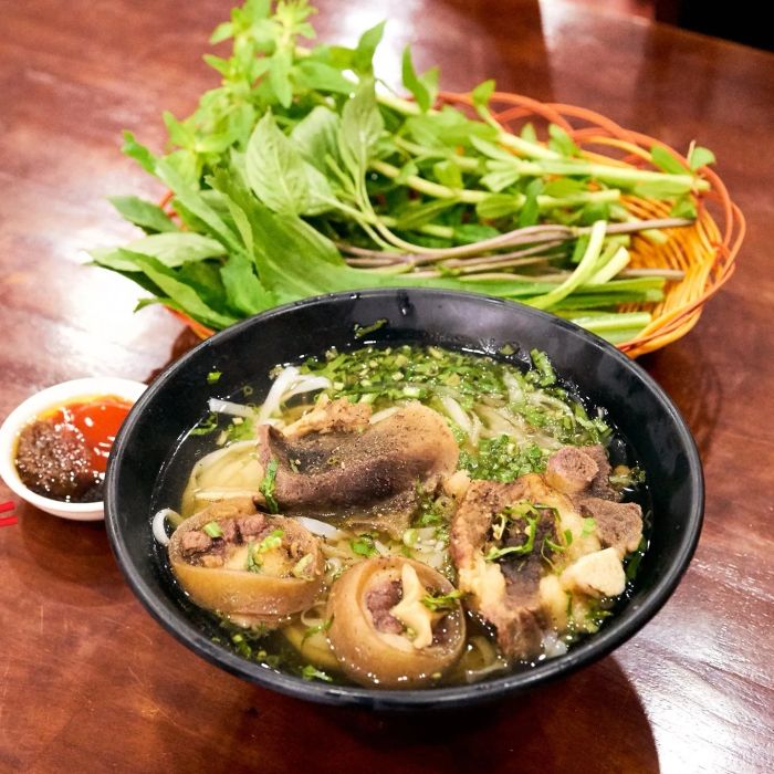 Phở 90's - Nghệ thuật phở truyền thống
