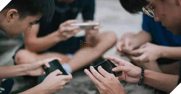 Tencent và NetEase chính thức thực thi lệnh giới nghiêm game cho mùa hè 2025
