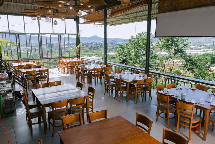 Khung cảnh núi non thơ mộng ảnh 2