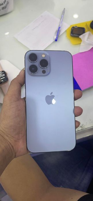 Hình ảnh 2 - Không gian trưng bày sản phẩm đẳng cấp tại Lý iPhone190