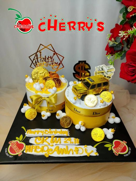 Không gian sang trọng và những chiếc bánh đẹp mắt tại Cherry Bakery
