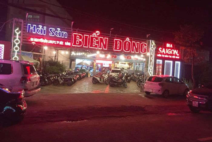 Trải nghiệm ẩm thực độc đáo tại Hải Sản Biển Đông Sóc Trăng - Ảnh 3