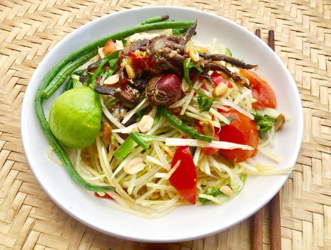 Không gian vintage ấm cúng tại Ghiền