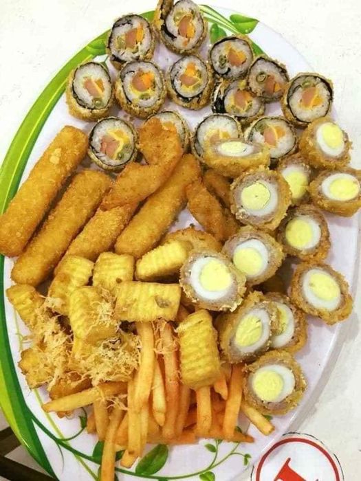 Không gian ấm cúng và menu phong phú tại Vteen 2