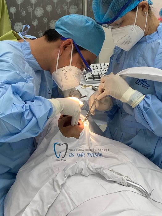 Hình ảnh 3 - Đội ngũ bác sĩ chuyên môn tại Nha Khoa Nguyễn Đắc Cật