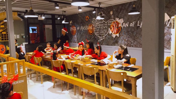 Hình ảnh combo gà rán đầy đặn tại Don Chicken