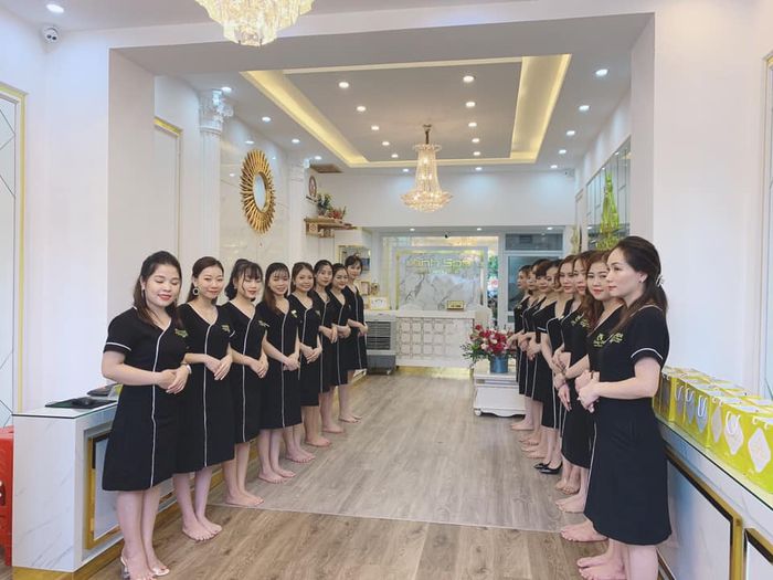 Không gian sang trọng tại Thẩm Mỹ Viện Xinh Spa Center