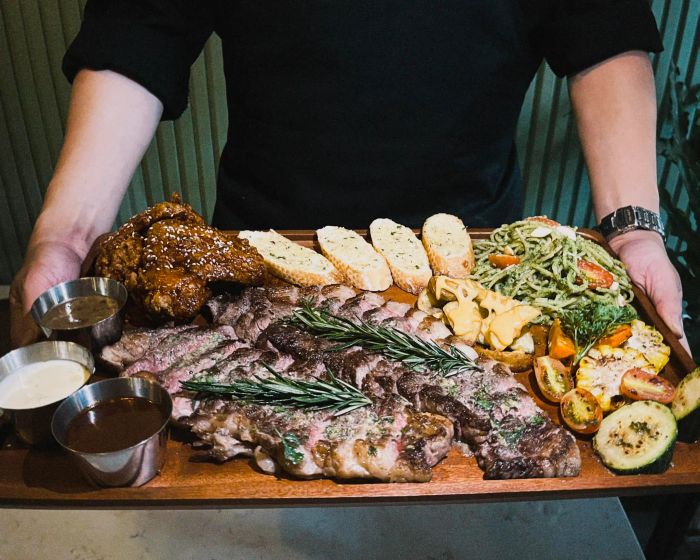 IRON STEAK ảnh 2