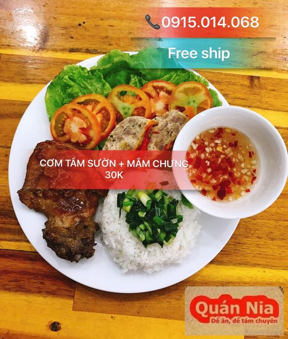 Hình ảnh những món ăn hấp dẫn được phục vụ tại Quán Nia