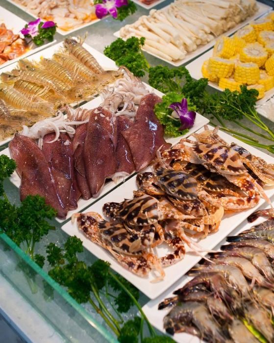 Bữa tiệc hải sản phong phú tại Adobi Buffet