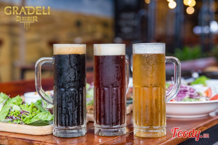 Không gian ấm cúng tại Gradeli Beer