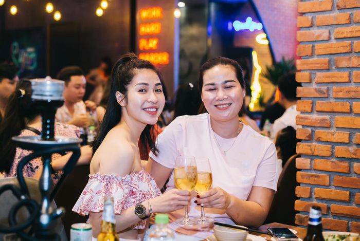 Không gian sang trọng tại Tháp Beer Võ Văn Kiệt