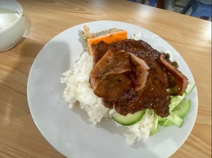 Cơm tấm bà Bảy ảnh 2