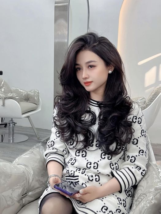 Hình ảnh không gian sang trọng tại Hair Salon Phan Anh