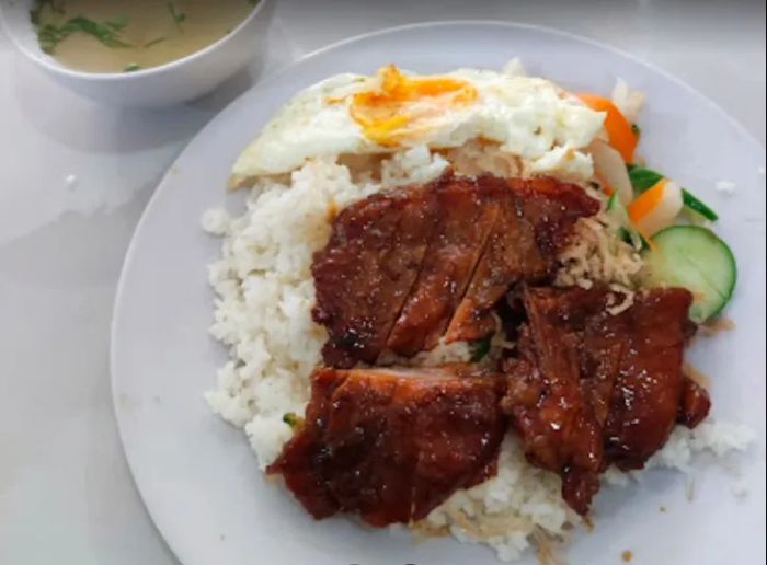Cơm tấm bà Bảy ảnh 1