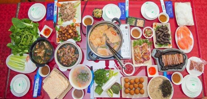 Không gian ấm cúng và các món dê hấp dẫn tại Năm Dê - Ảnh 1