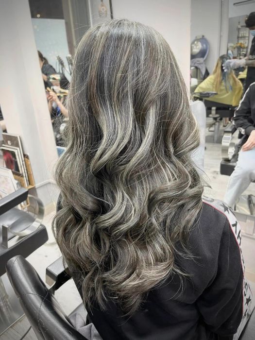 Những kiểu tóc chuyển màu nghệ thuật đẹp mê hồn tại Hair Salon Ấn Tượng