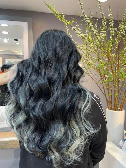 Hình ảnh không gian sang trọng tại Hùng Hair Salon